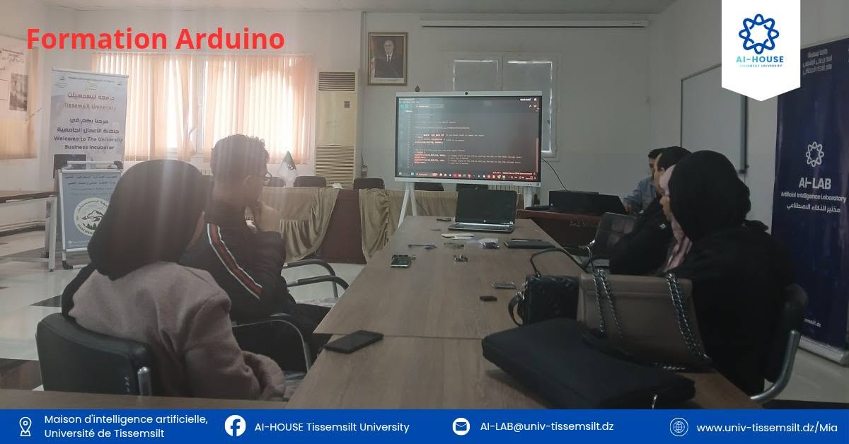 https://interfaces.univ-tissemsilt.dz/wp-content/uploads/2026/07/groupe-ai-1.jpg